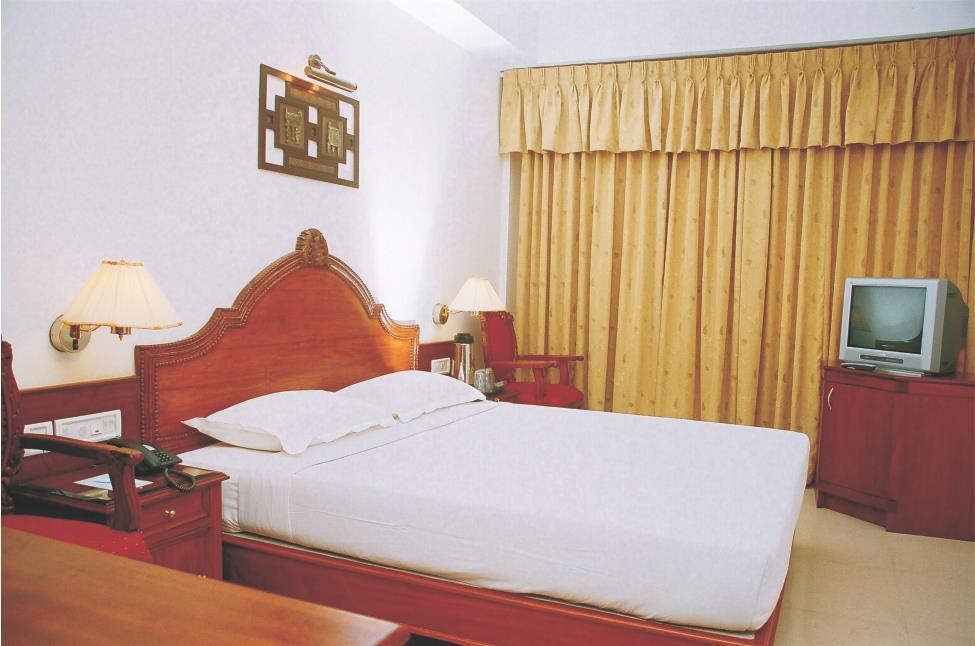 Hotel Chanakya Тривандрум Экстерьер фото